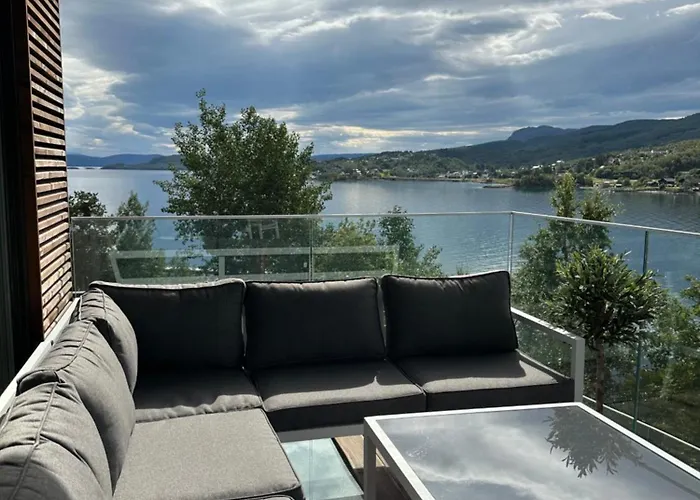 Villa Luxury With Jacuzzi, Sauna, Gym & Cinema, Harstad
