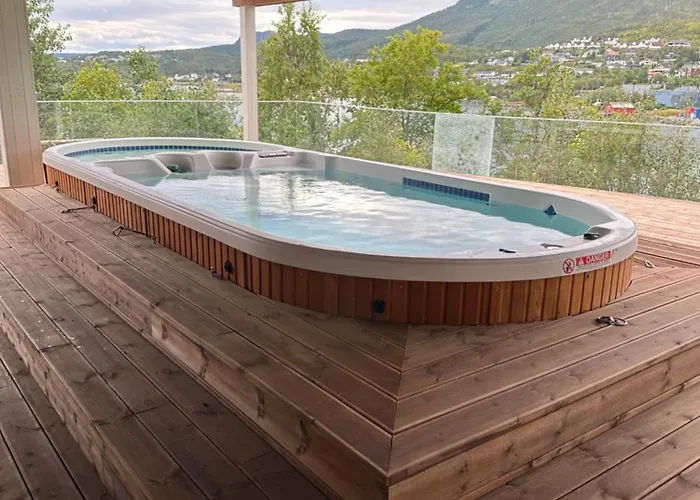 Villa Luxury With Jacuzzi, Sauna, Gym & Cinema, *